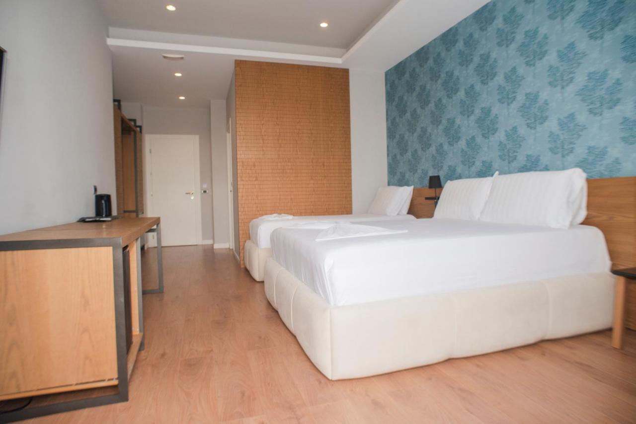 Residence Saranda International Екстериор снимка