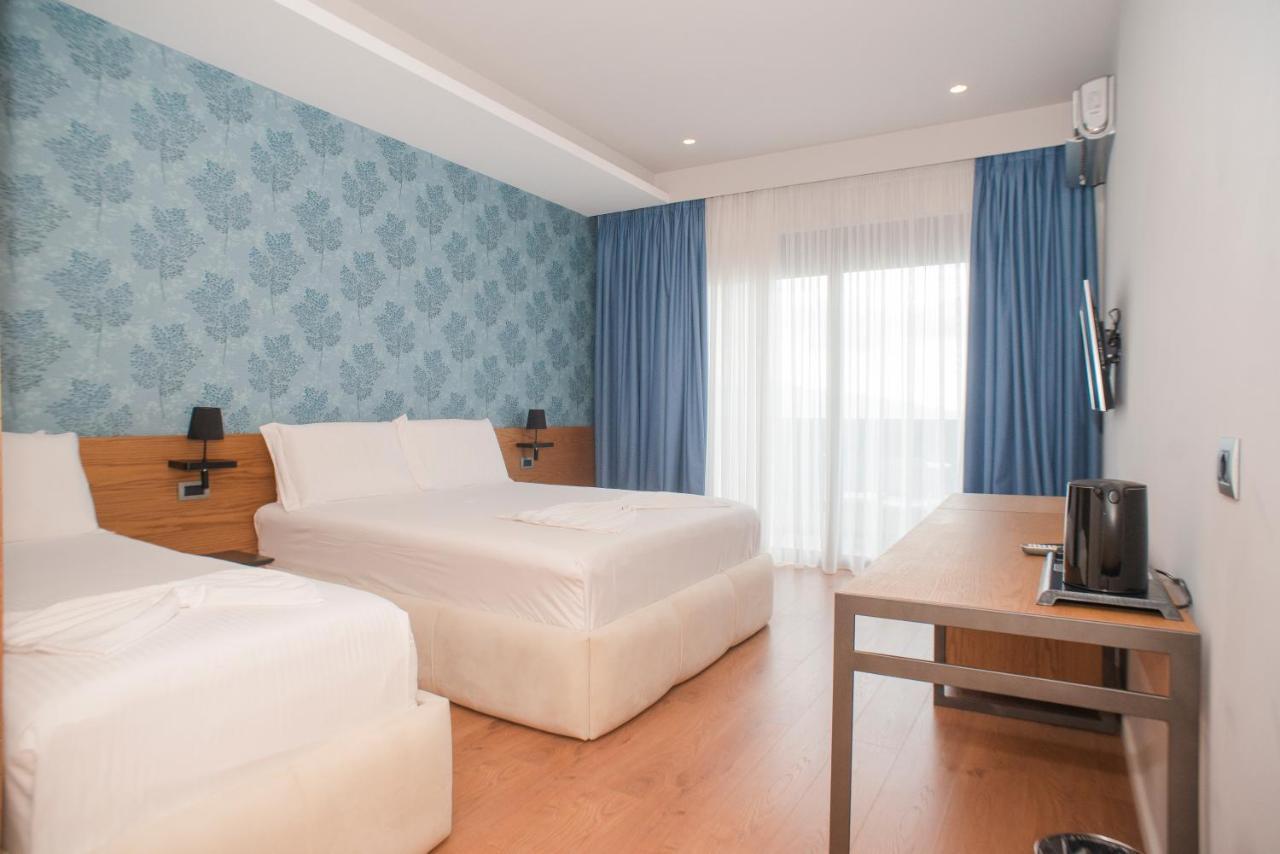Residence Saranda International Екстериор снимка